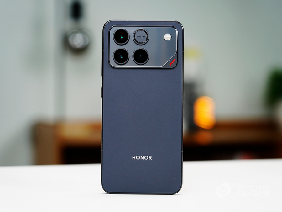 REDMI K90至尊版配置曝光：天玑9500+主动散热风扇