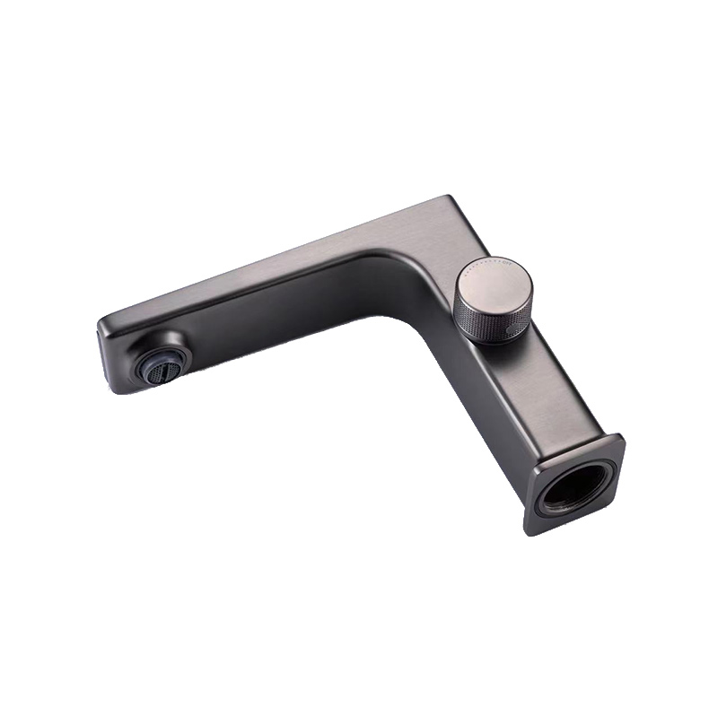 槍灰色面盆龍頭