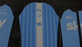 服裝面料激光切割機 攝像定位激光燒花機 自動尋邊定位激光燒花機 漢馬激光