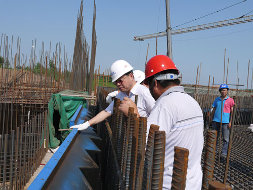 蔣旭光副主任飛檢南水北調(diào)中線(xiàn)河北段鐵路和公路交叉工程