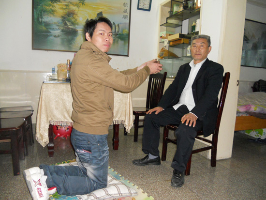 笫87個徒弟---廣東陽春人黃海欽