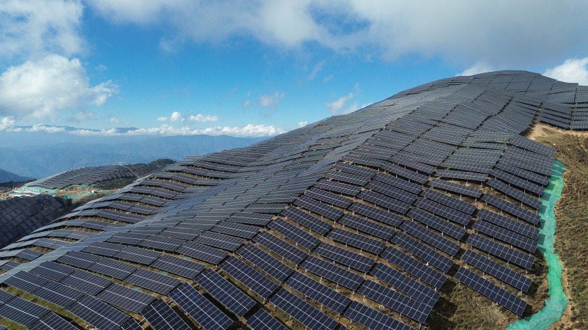 川投新能源德昌首川光伏电站。德昌县委宣传部供图