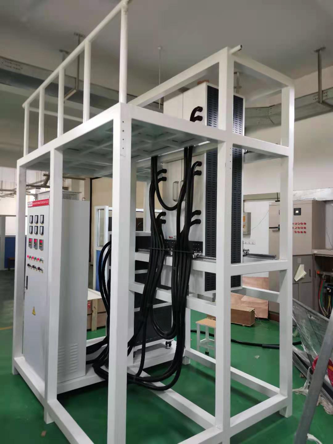 德州学院能源与机械学院立式管式炉通过验收了