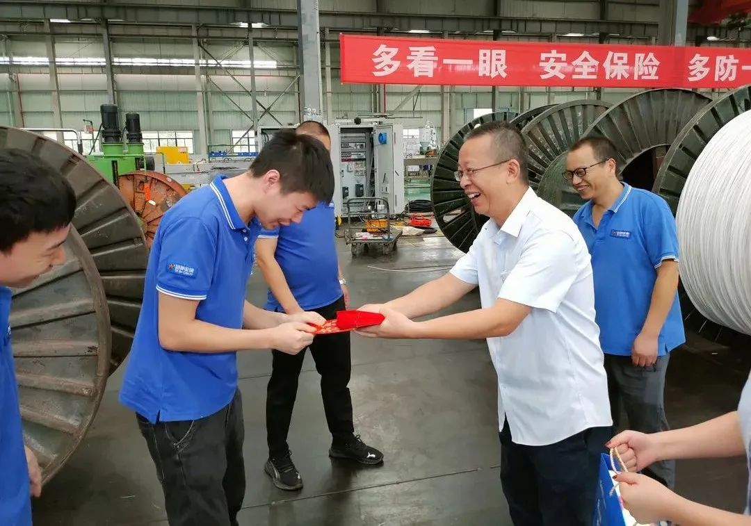 温暖入心 中秋送福｜金杯塔牌祝大家中秋节快乐
