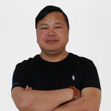 <div align="left">
	<span style="font-size:14px;line-height:200%;">葛臣义</span><br />
<span style="font-size:12px;color:#434343;">营口市浙江商会监事长兼西市区执行会长</span><br />
<span style="font-size:12px;color:#434343;"> 营口市八方房地产开发有限公司董事长</span> 
</div>