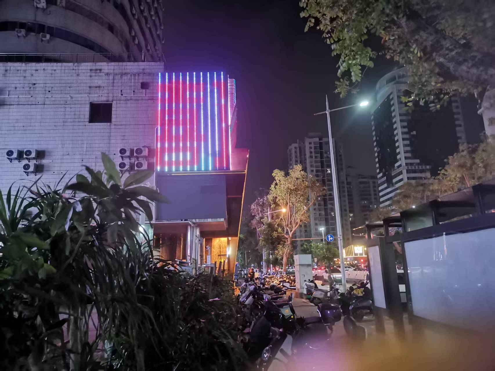 （速转网推荐）国贸港澳发展大厦280平私人影院转让，10间房