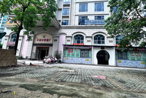 (速转网)免费推荐旺铺招租，租金25000 面积440平