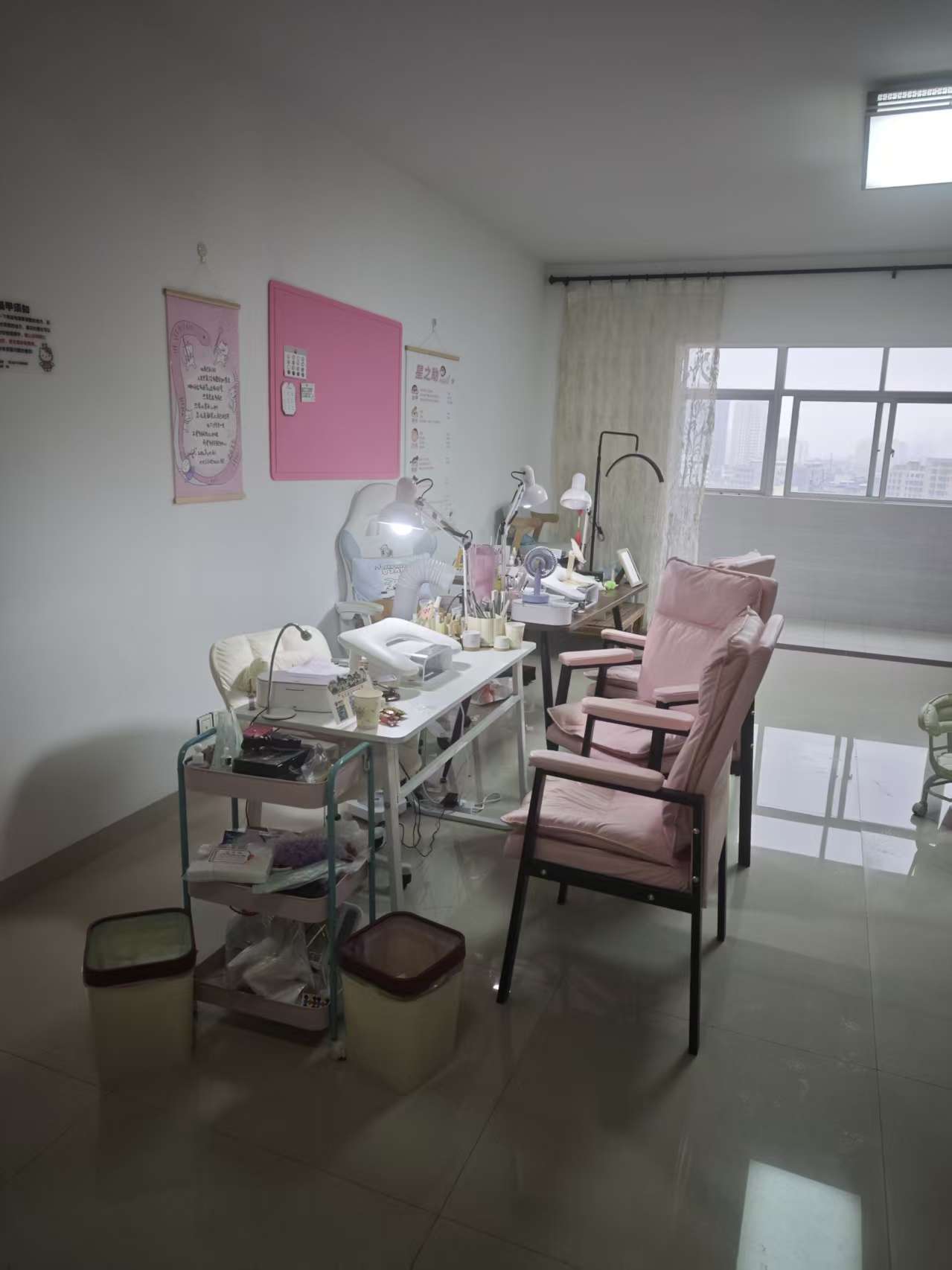 速转网推荐）美甲店整体转让海工商教职工宿舍13楼