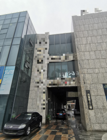 (速转网推荐)林安国际商贸城3000平餐饮会所转让，包厢充足