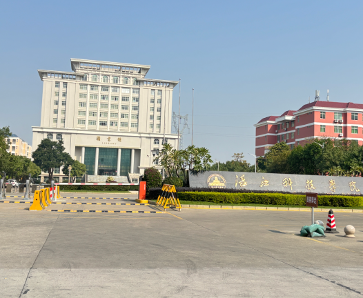 （速转网）免费推荐 科技学校对面，租金1500，双门面