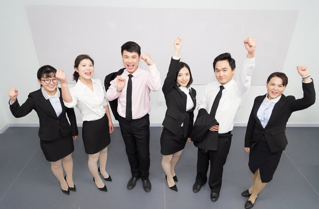西服套装完全选购指南 西服的选购技巧
