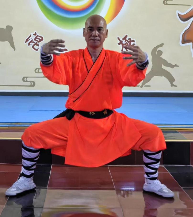 祝贺释延龙荣获：世界非遗武术界领袖人物第一名   