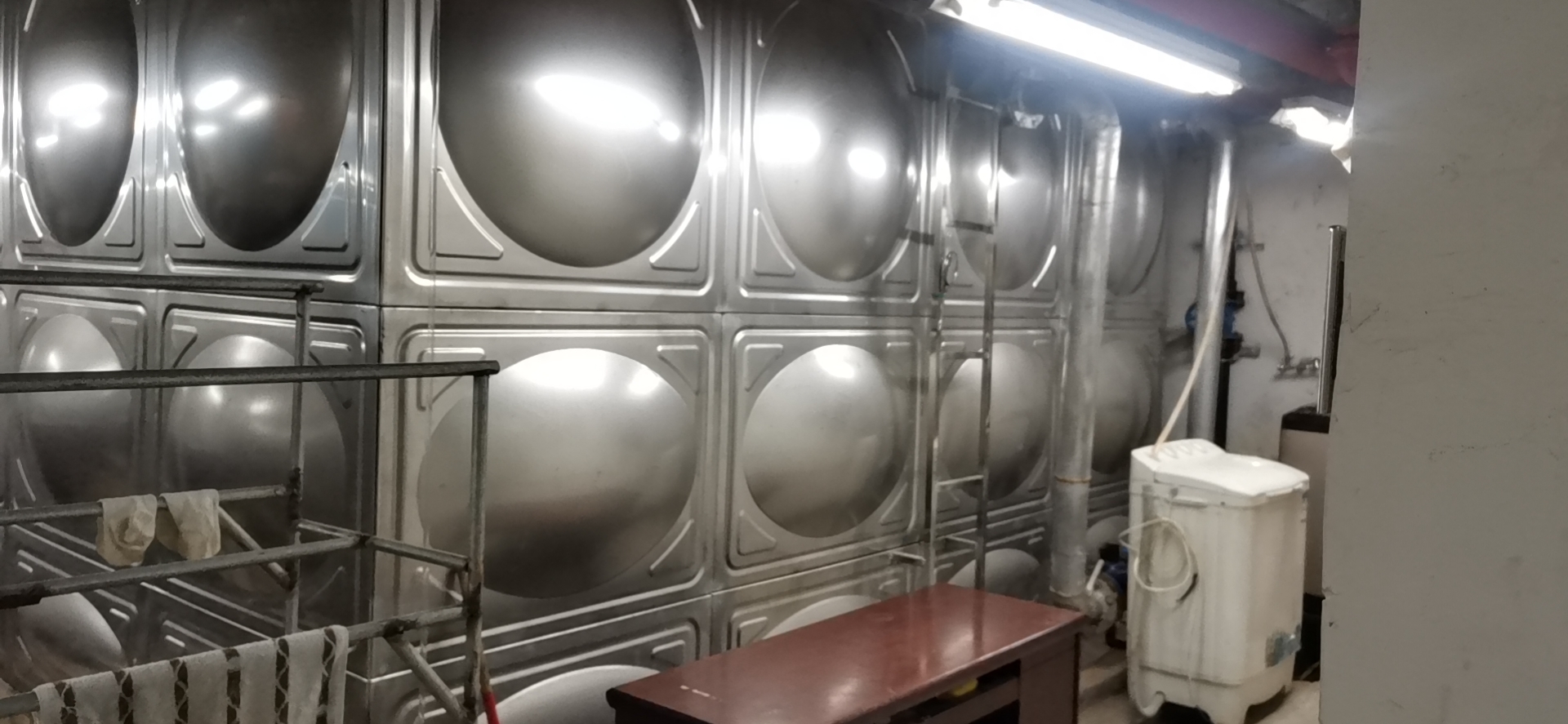 省政府综合楼生活用水工程-循环水箱-康林环保科技