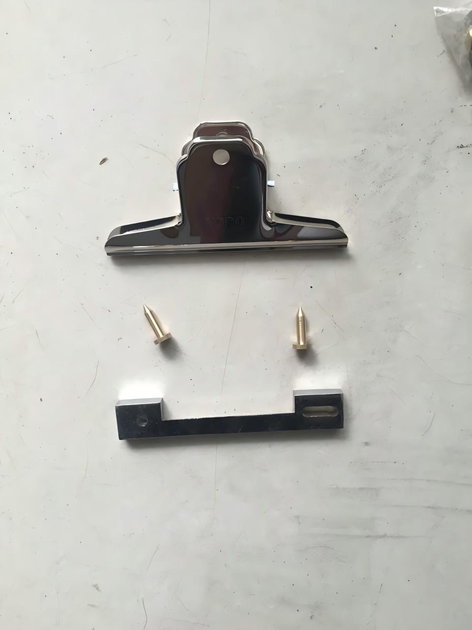 耐热性悬挂装置