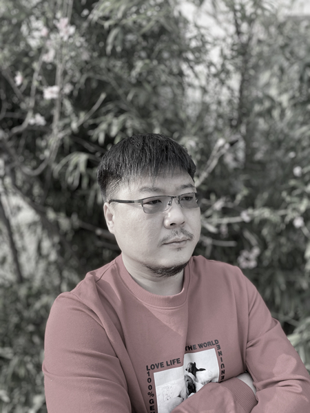 素描主教王小松