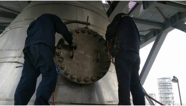 PRIMO普锐马中空液压扳手同步紧固反应器人孔法兰