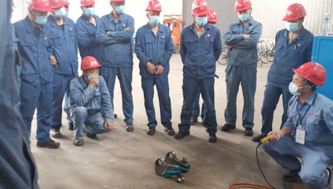 PRIMO普锐马液压扳手工程人员为客户施工队伍培训