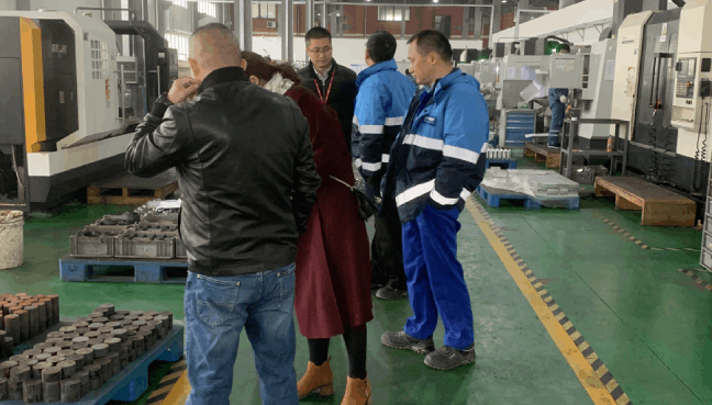 客户参观PRIMO普锐马液压扳手生产车间