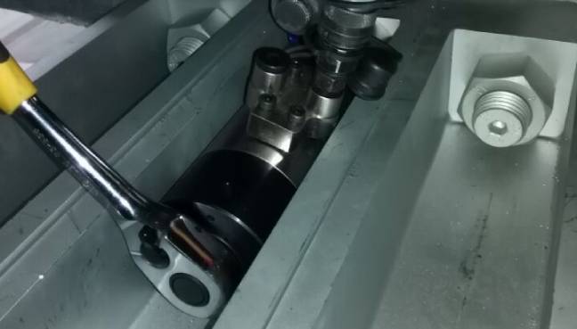 PRIMO普锐马风电专用螺栓拉伸器风机叶片螺栓紧固