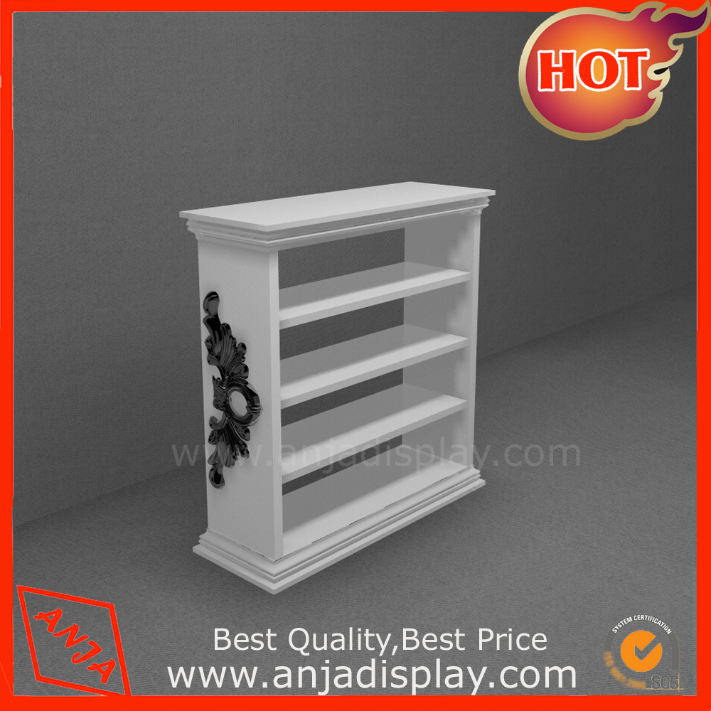 Wooden display shelf