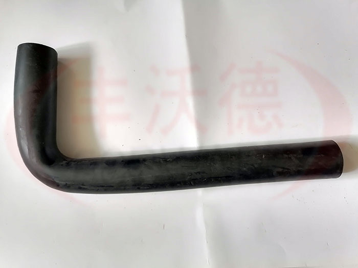 丰沃德加油管四轮车