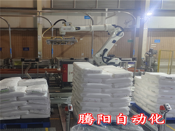 拆包投料机器人