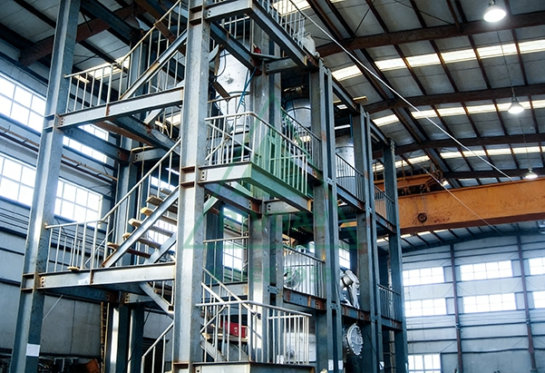 Oil slurry filtration device