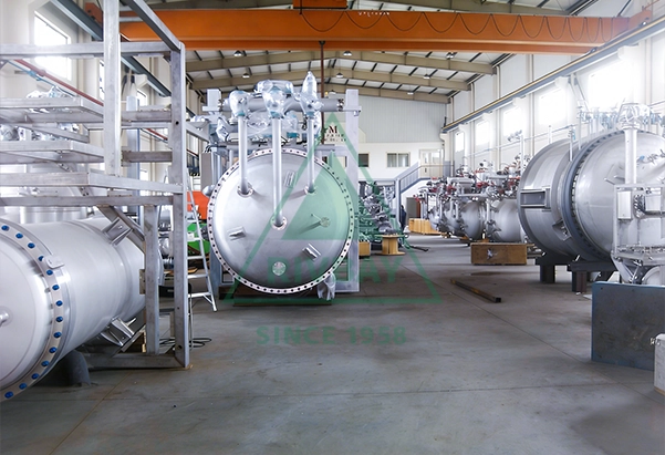 Candle filter device