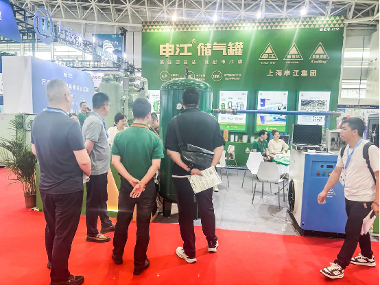 2025 华南空压机展首日直击：上海申江集团用实力诠释多元化产品的独特魅力