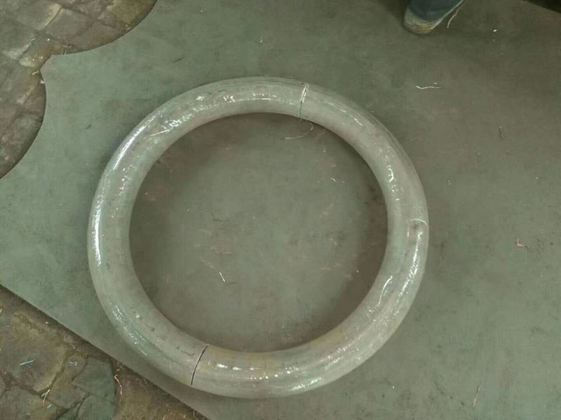 弯管