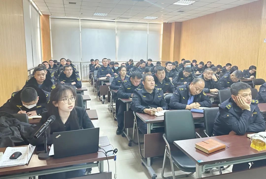 我所行政业务部应邀为高新区自然资源执法监察队进行自然资源行政处罚裁量权与行政复议法专题培训