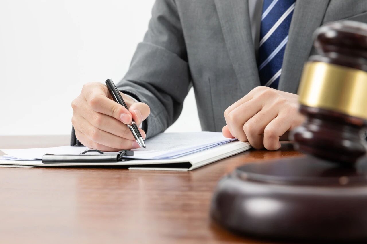 华格律师办案手记 | 证据锁链下的胜利：从“无法知情”到“当场获偿”的办案纪实