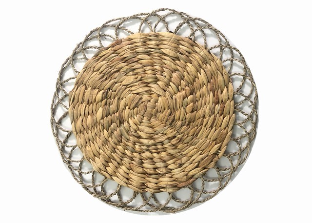 SEA GRASS HAND WOOVEN PLACEMAT