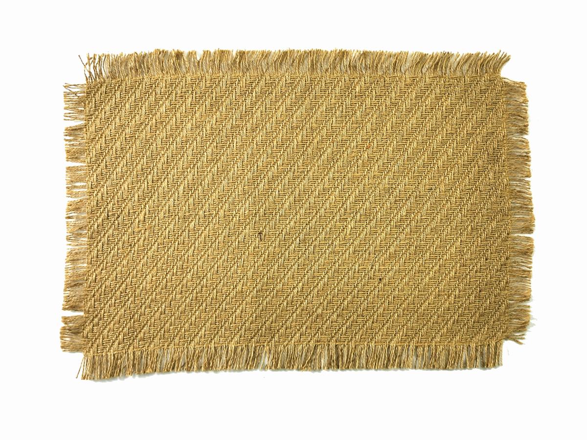 WOOVEN JUTE PLACEMAT WITH FRINGES
