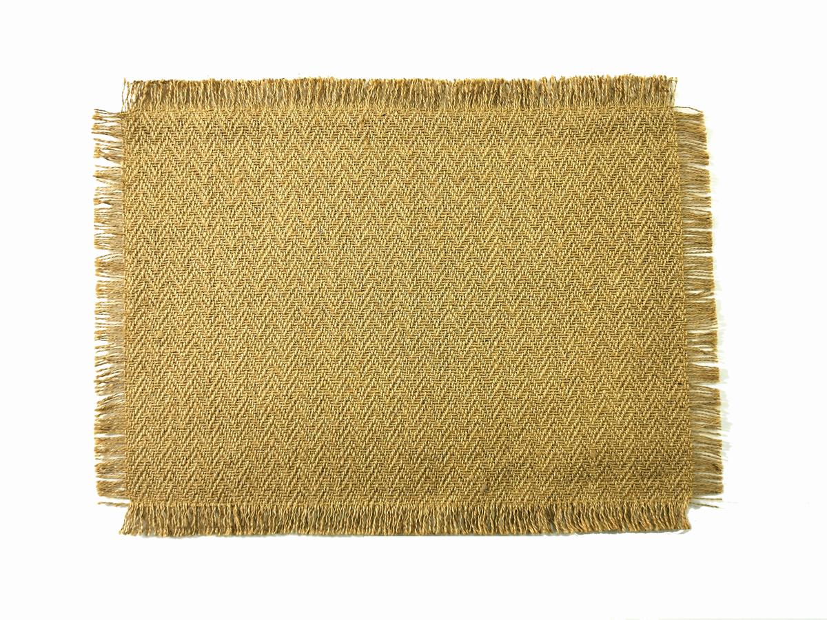 WOOVEN JUTE PLACEMAT WITH FRINGES