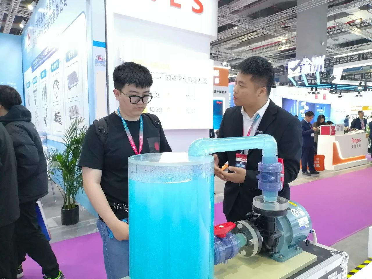 <span><span>2025</span>上海CPCA展会现场</span>