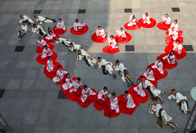 防城港市爱晚之家社会服务中心向全社会招募义工志愿者