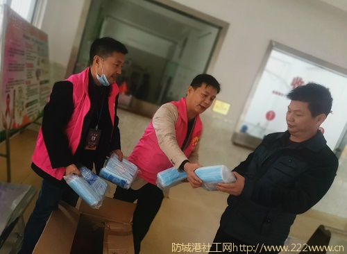 疫情当前，防城港社工奋战守港城！