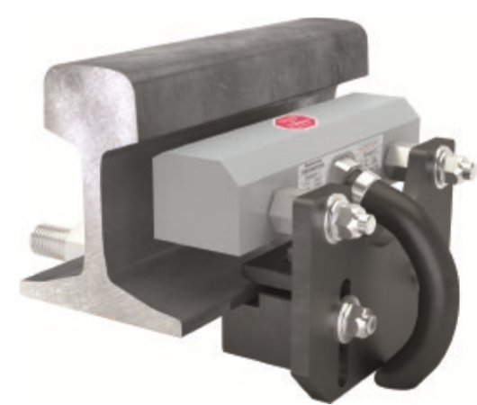 车轮传感器的响应曲线：仿真与测试结果吻合