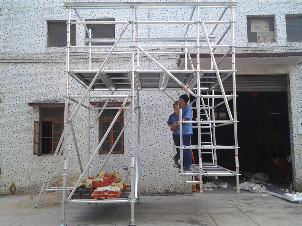 盤扣鋁合金懸吊腳手架，單管式搭建，致力于解決高空作業疑難雜癥