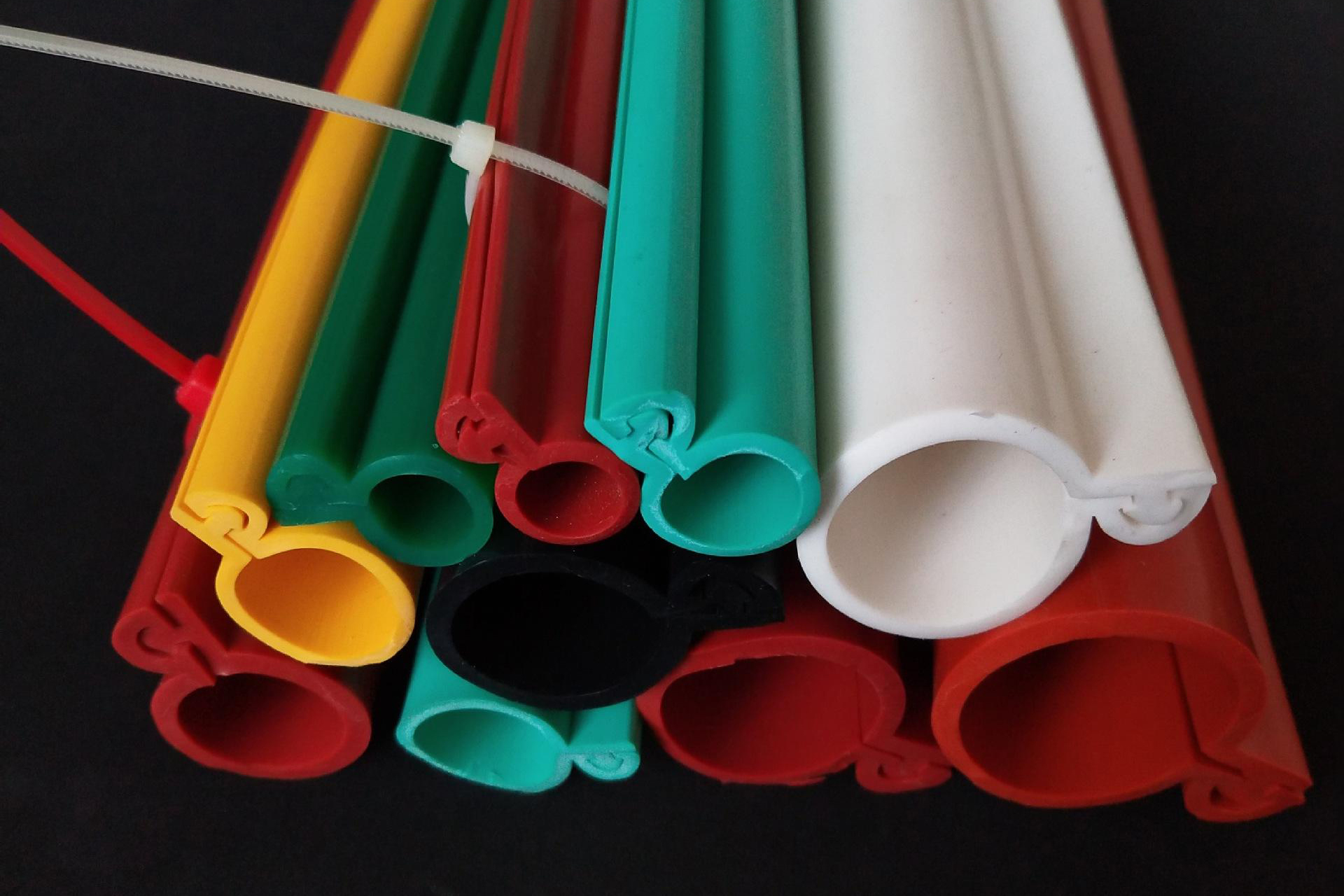 卡扣式絕緣護套應用領域和突出優點